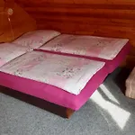 U Vlastika S Vyhrivanym Bazenem